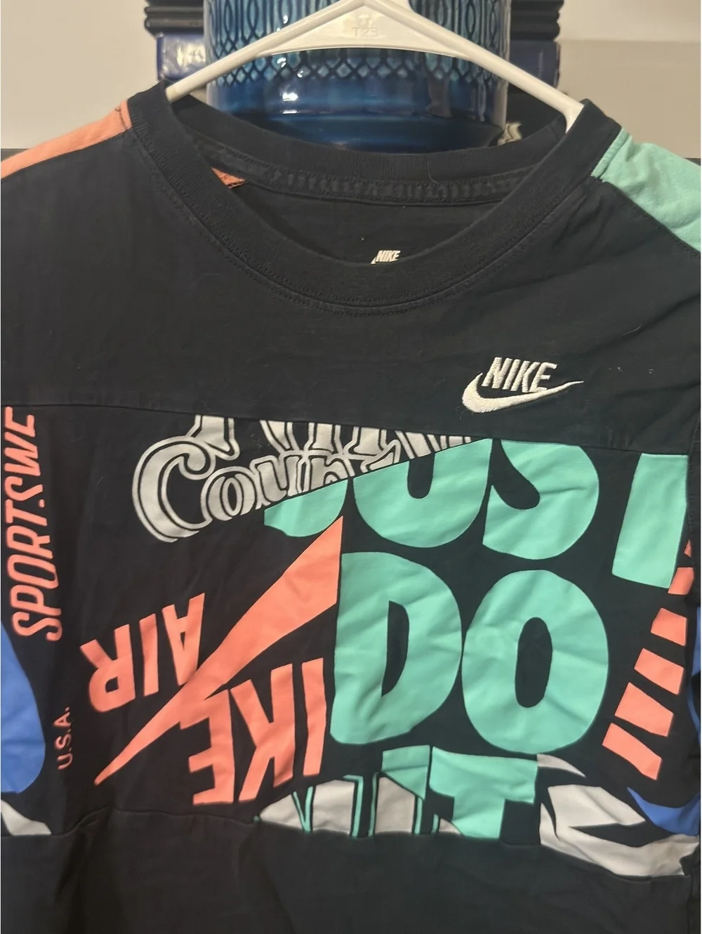 Nike The Nike Tee Men's Athletic Cut T-Shirt Large Black Multicolor